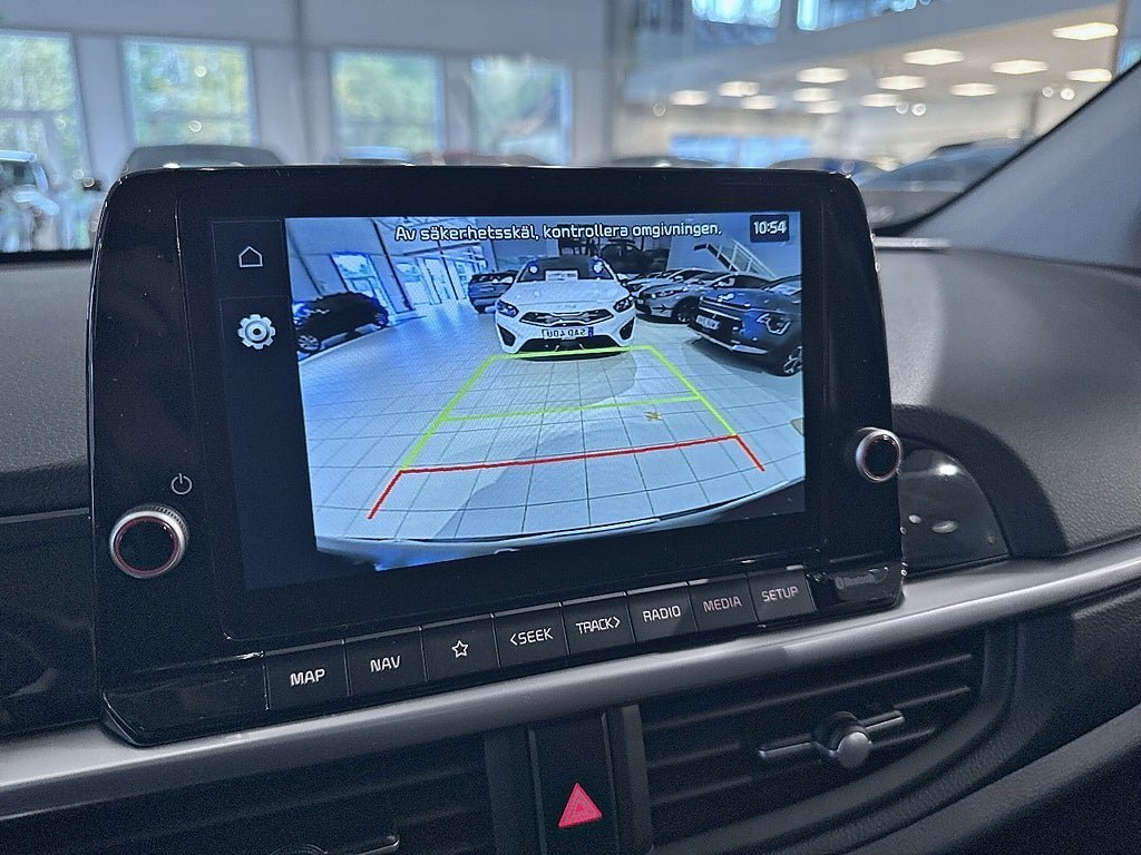 Vehicle Image 17