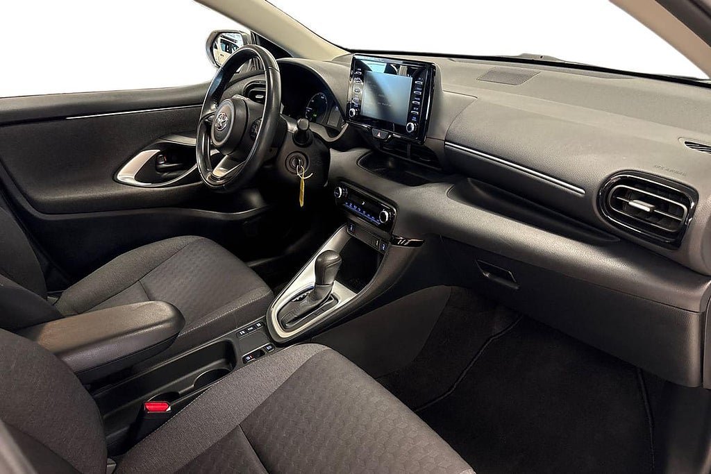 Vehicle Image 7