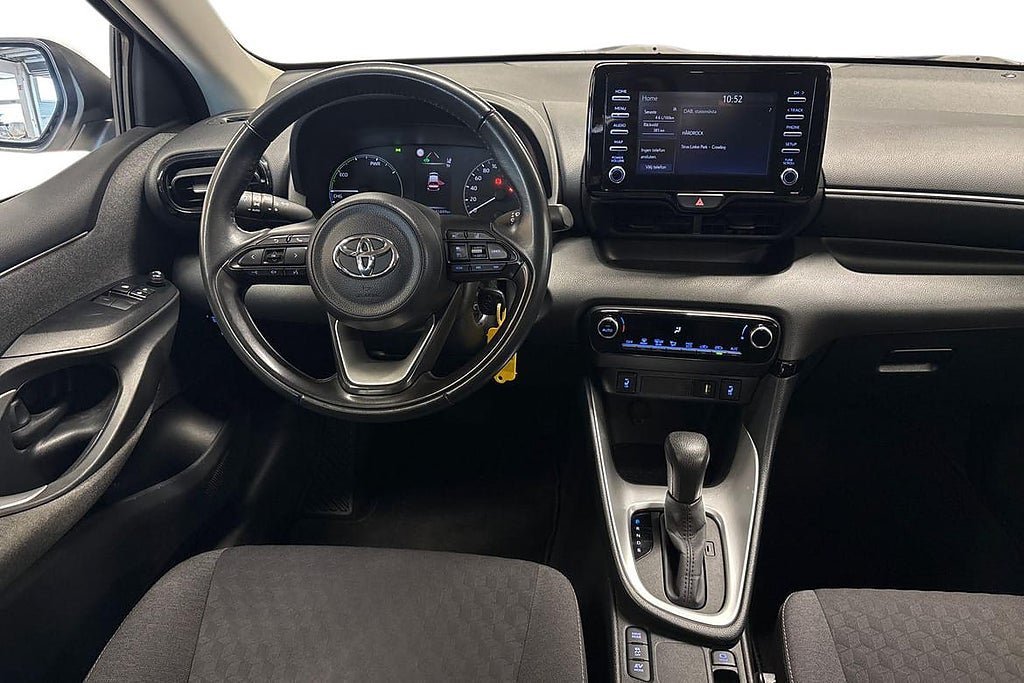 Vehicle Image 11