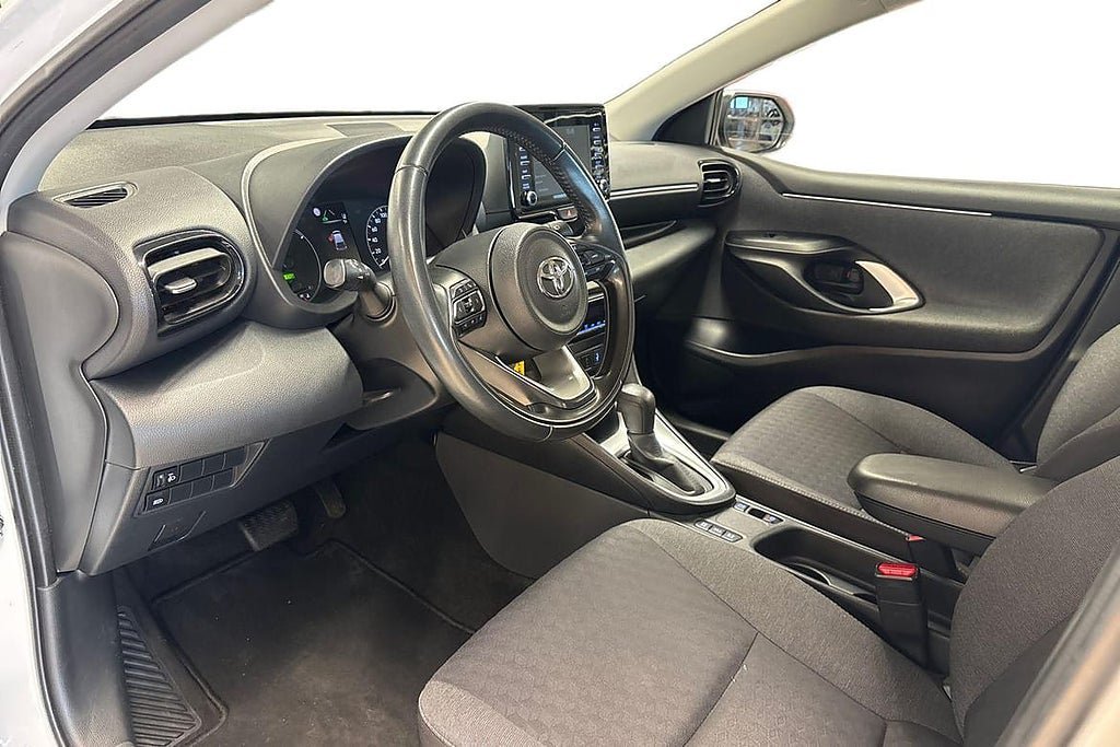 Vehicle Image 14