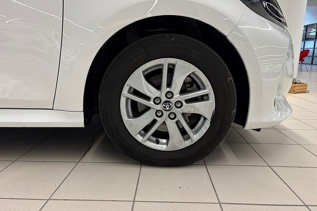 Vehicle Image 17