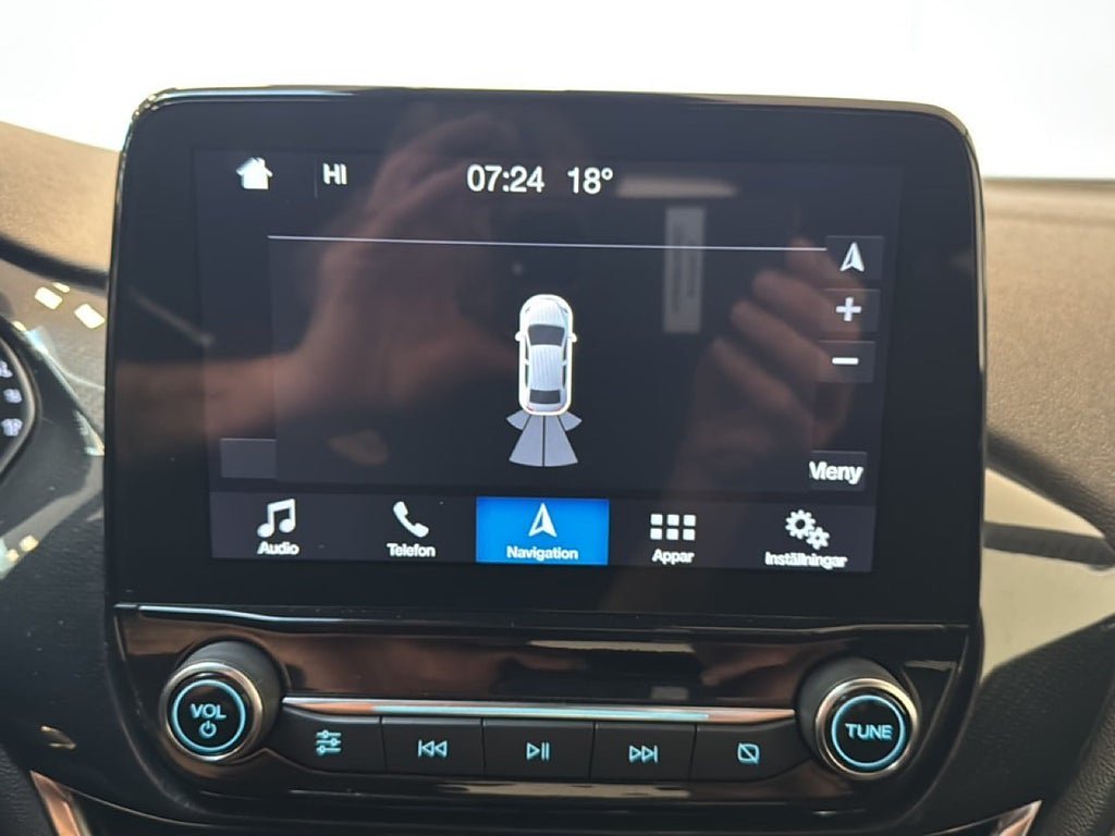 Vehicle Image 18