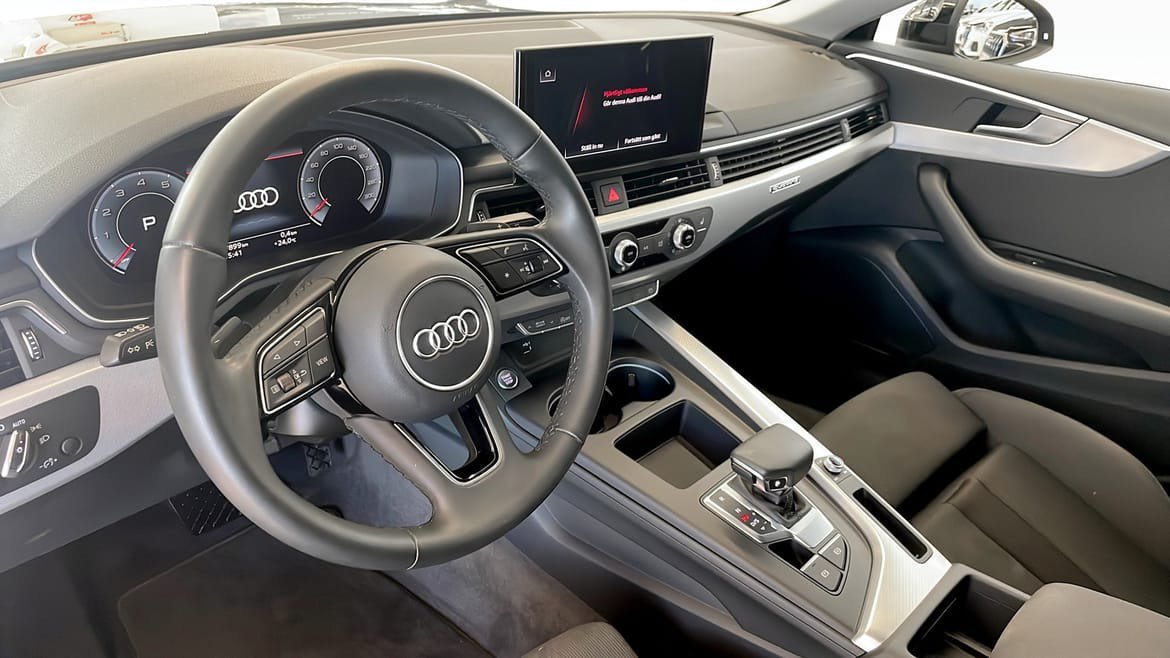 Vehicle Image 7
