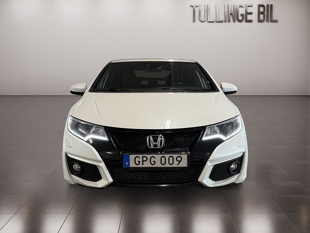 Vehicle Image 8