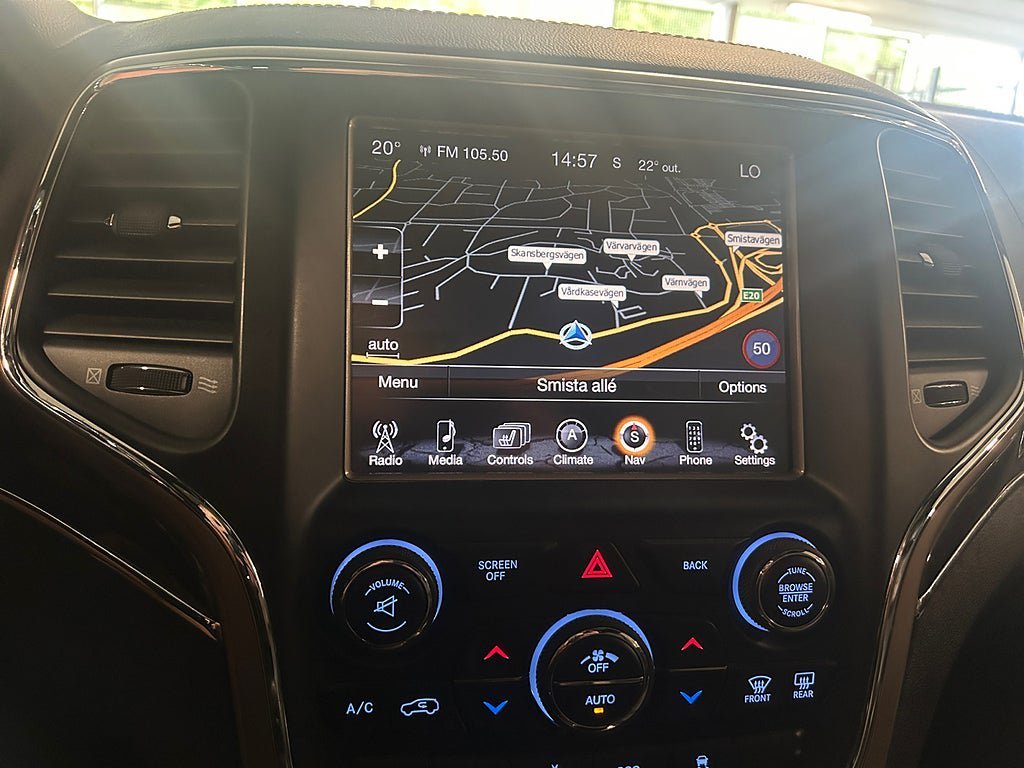 Vehicle Image 17