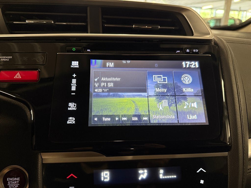 Vehicle Image 19