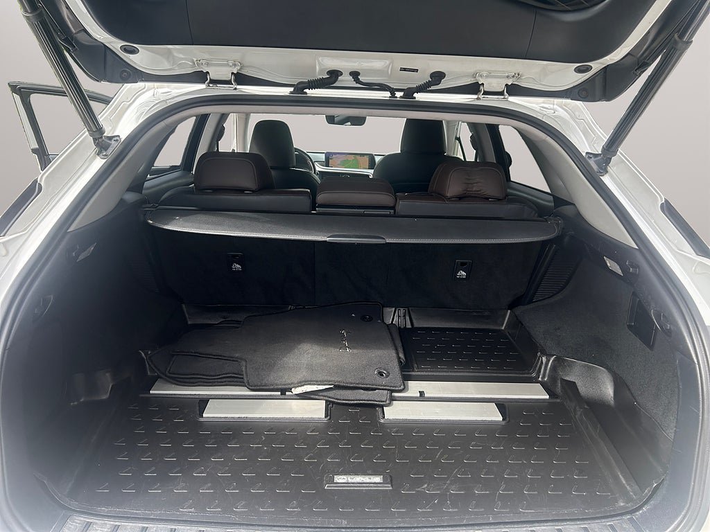 Vehicle Image 26