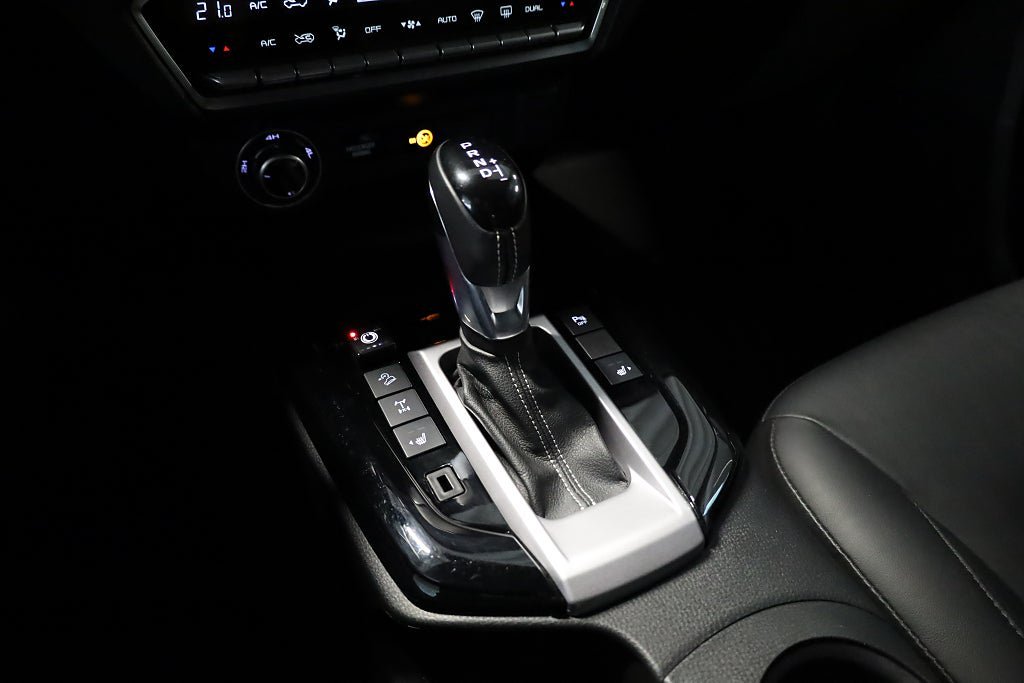 Vehicle Image 17