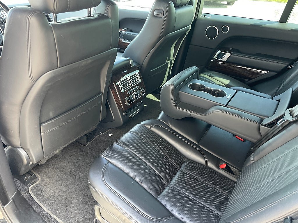 Vehicle Image 19