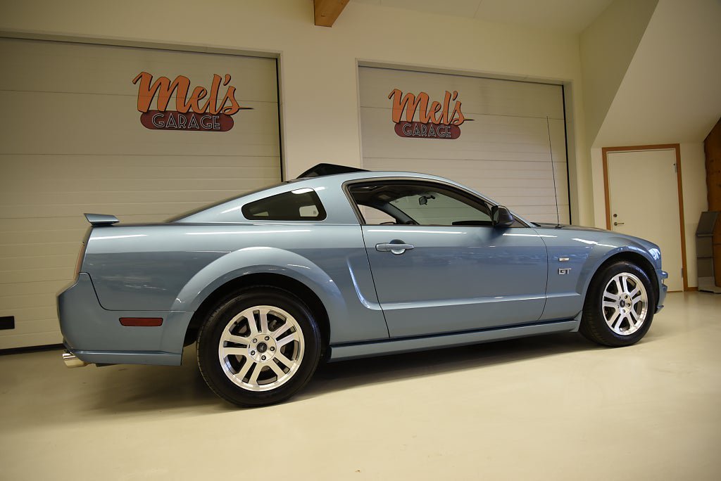 Vehicle Image 40
