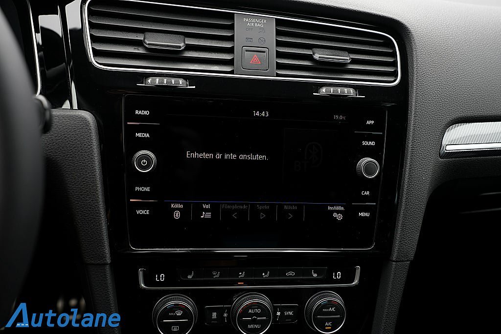 Vehicle Image 26