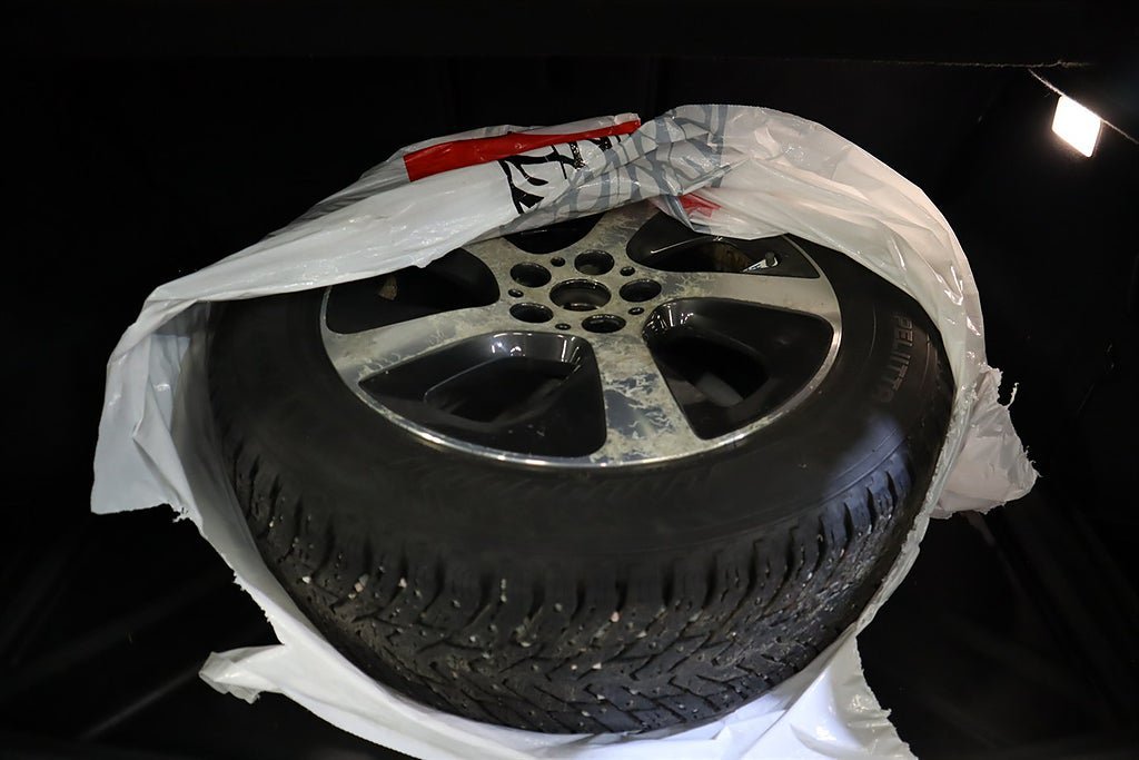 Vehicle Image 22