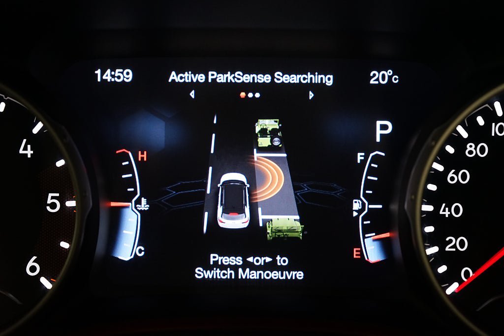 Vehicle Image 12