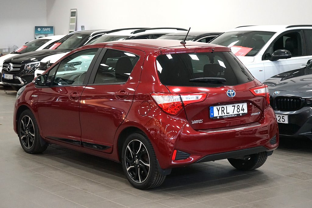 Vehicle Image 7