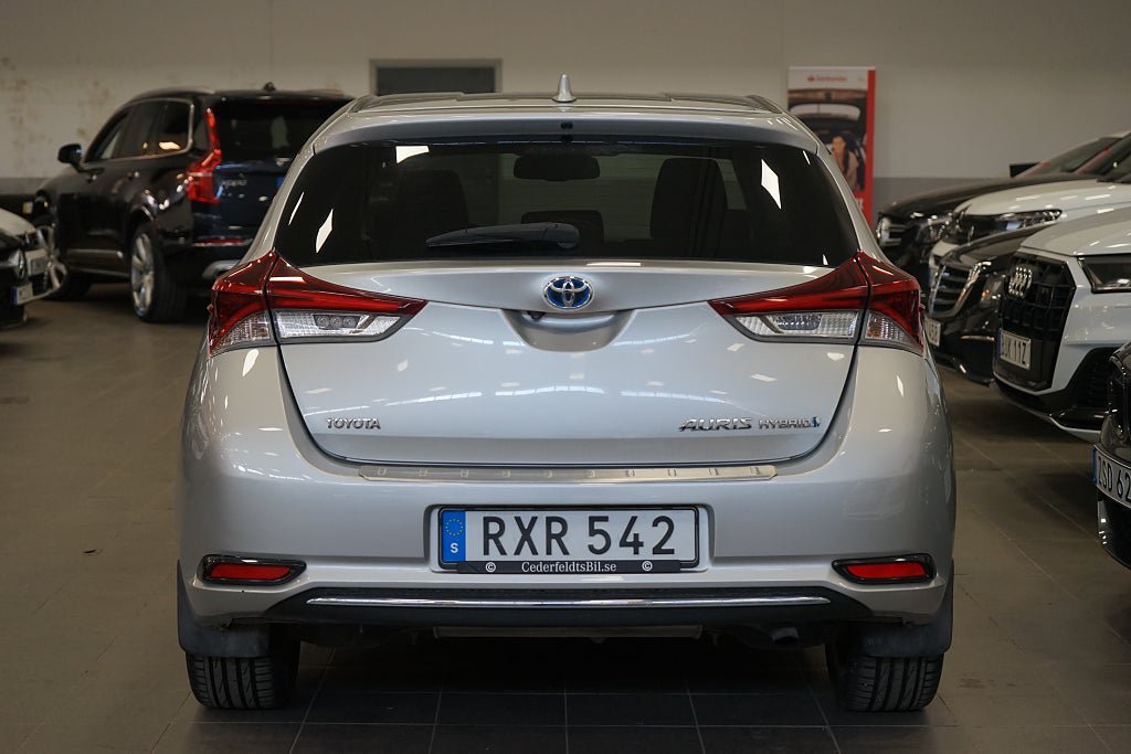 Vehicle Image 7