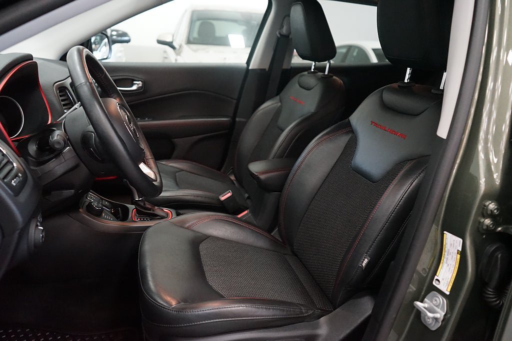Vehicle Image 15