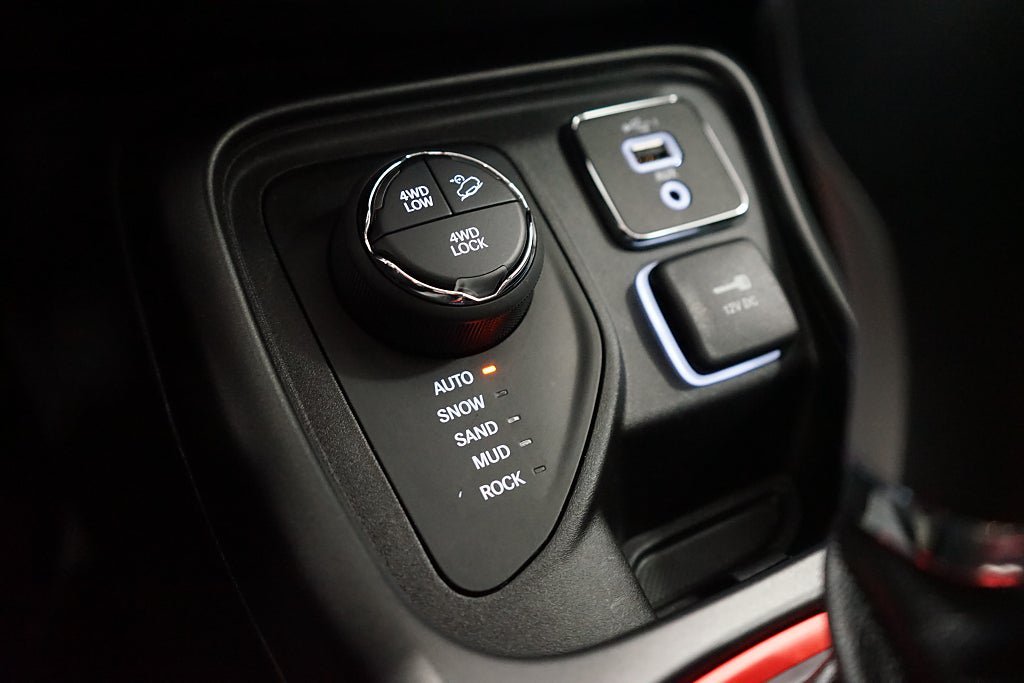 Vehicle Image 23