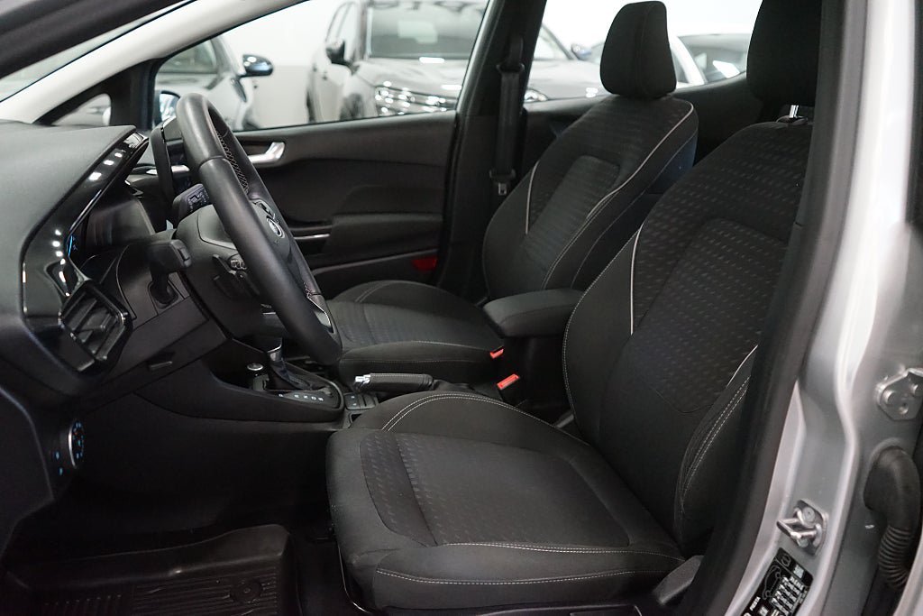 Vehicle Image 15