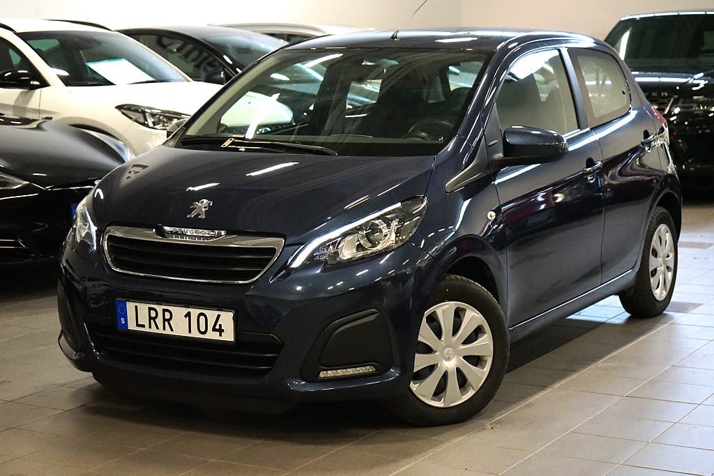 Vehicle Image 14