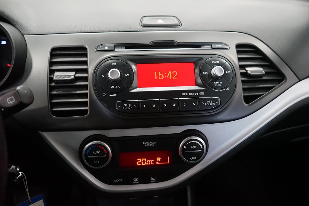 Vehicle Image 13