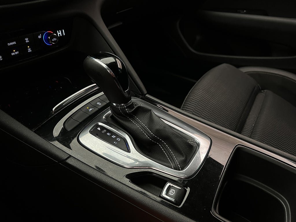 Vehicle Image 18