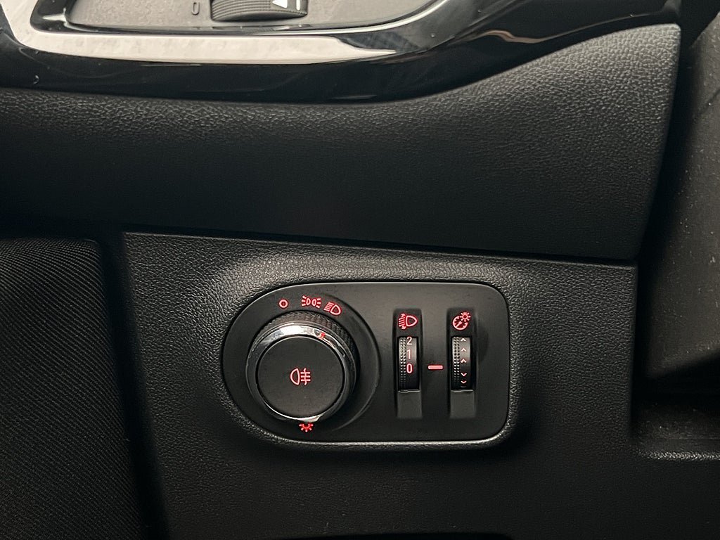 Vehicle Image 27