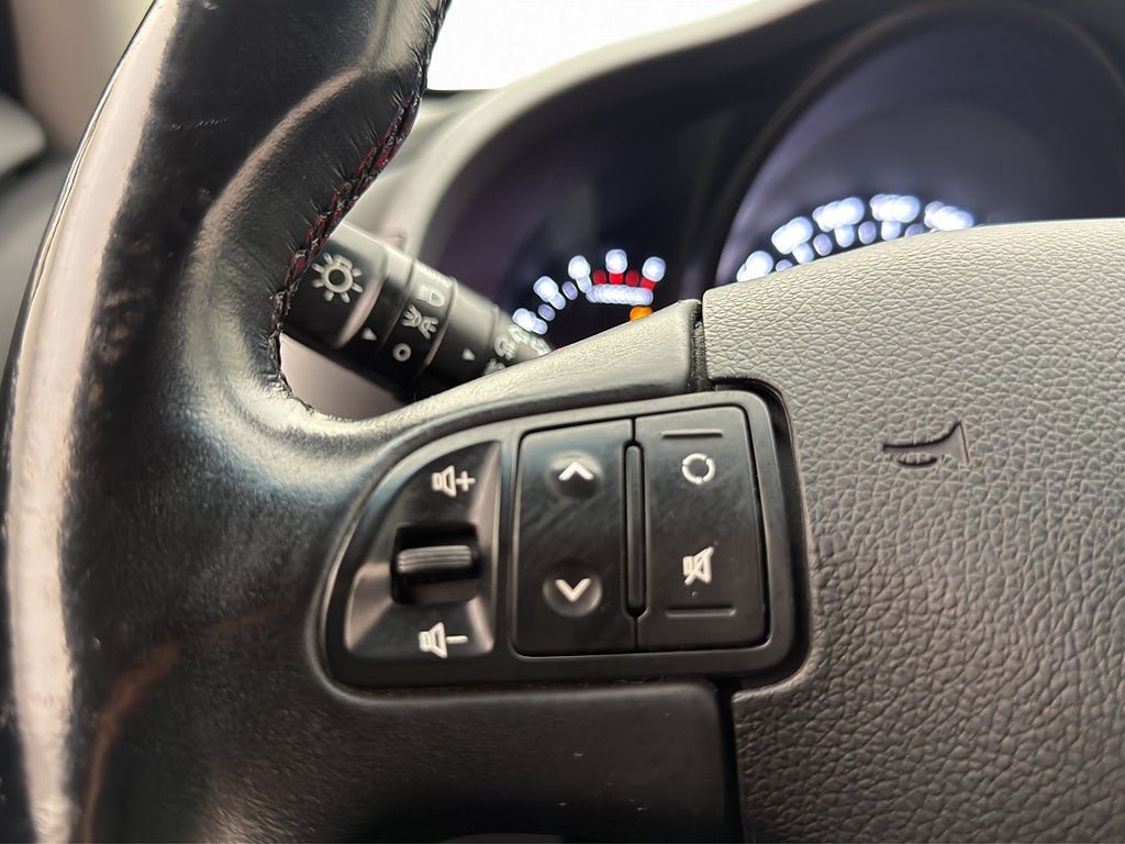 Vehicle Image 22