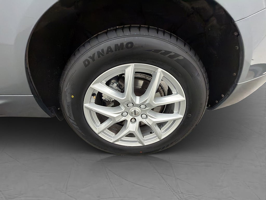 Vehicle Image 38