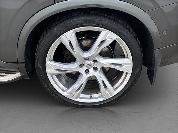Vehicle Image 38
