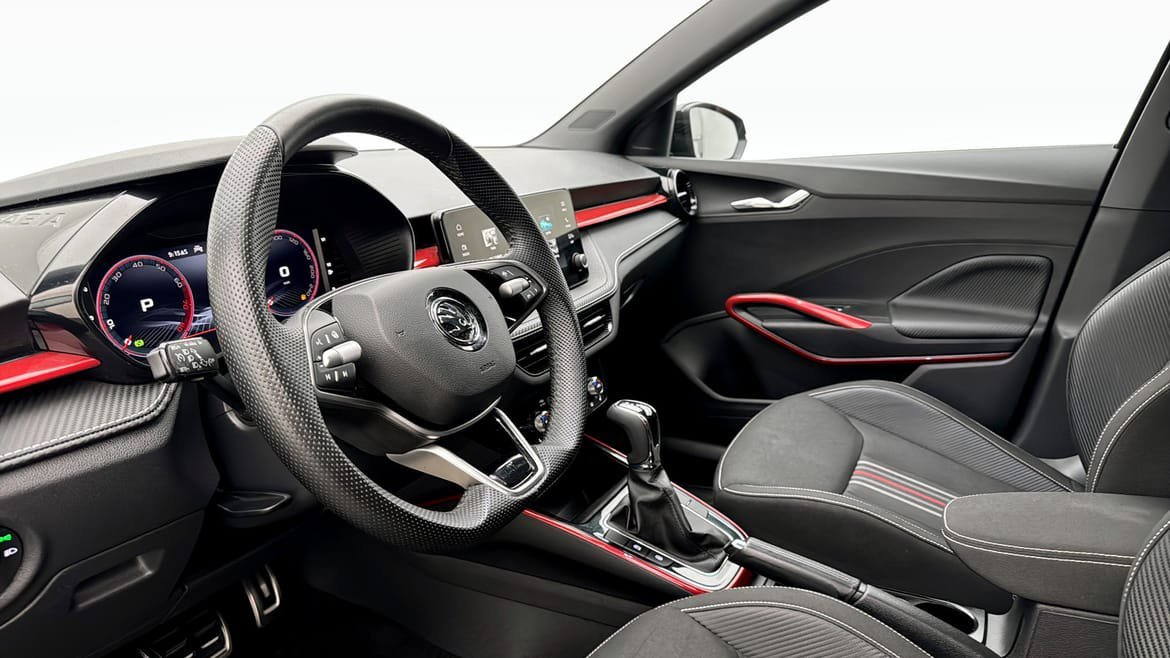 Vehicle Image 7