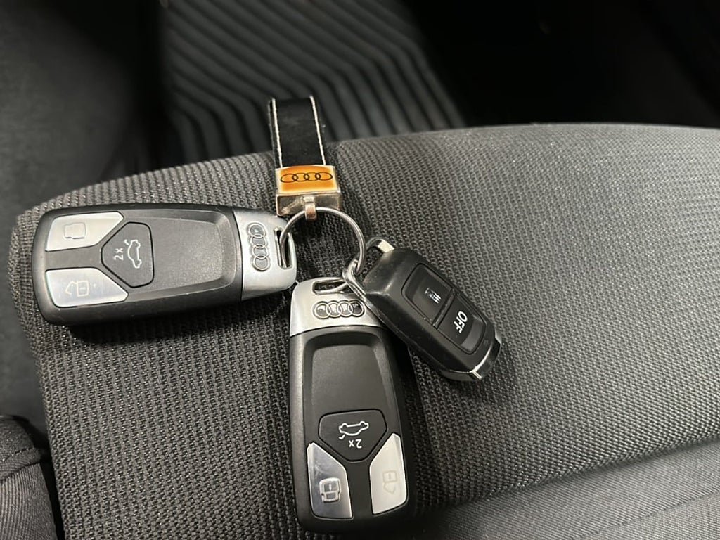 Vehicle Image 17