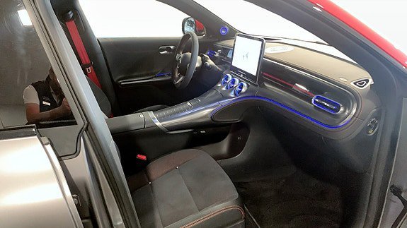 Vehicle Image 8