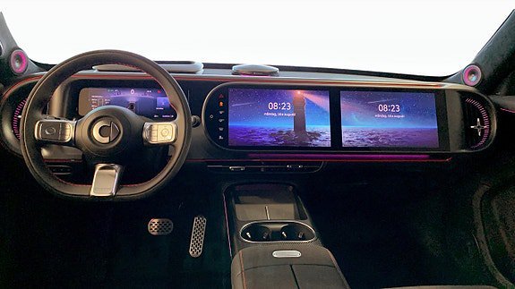Vehicle Image 8
