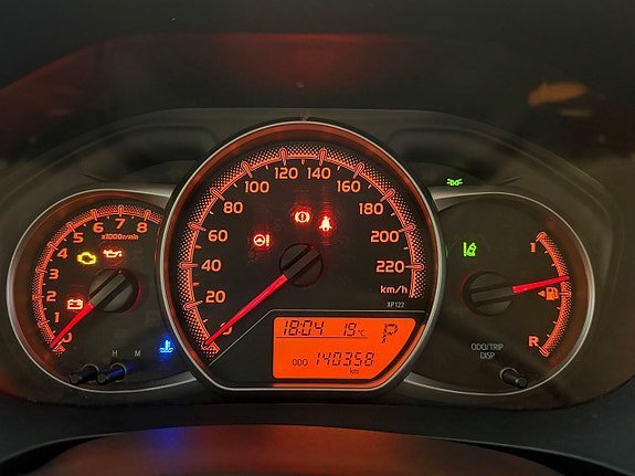 Vehicle Image 14