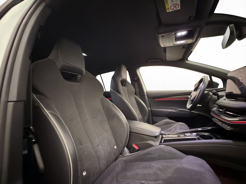 Vehicle Image 31