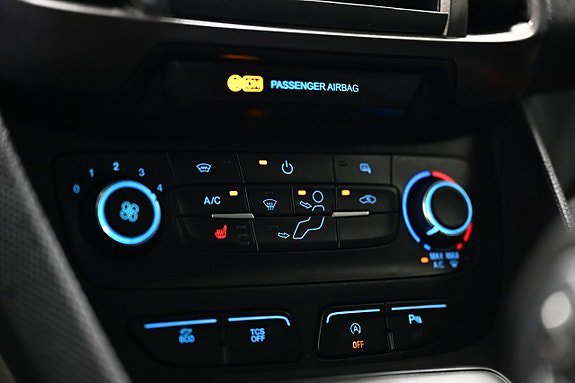 Vehicle Image 27