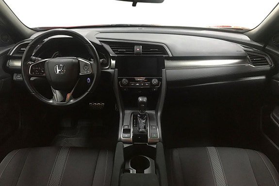 Vehicle Image 12