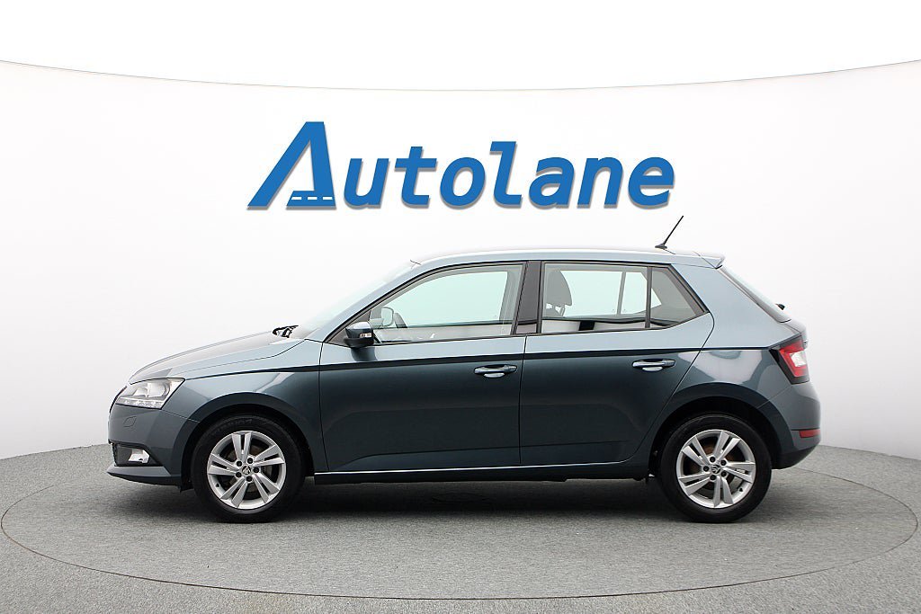 Vehicle Image 7