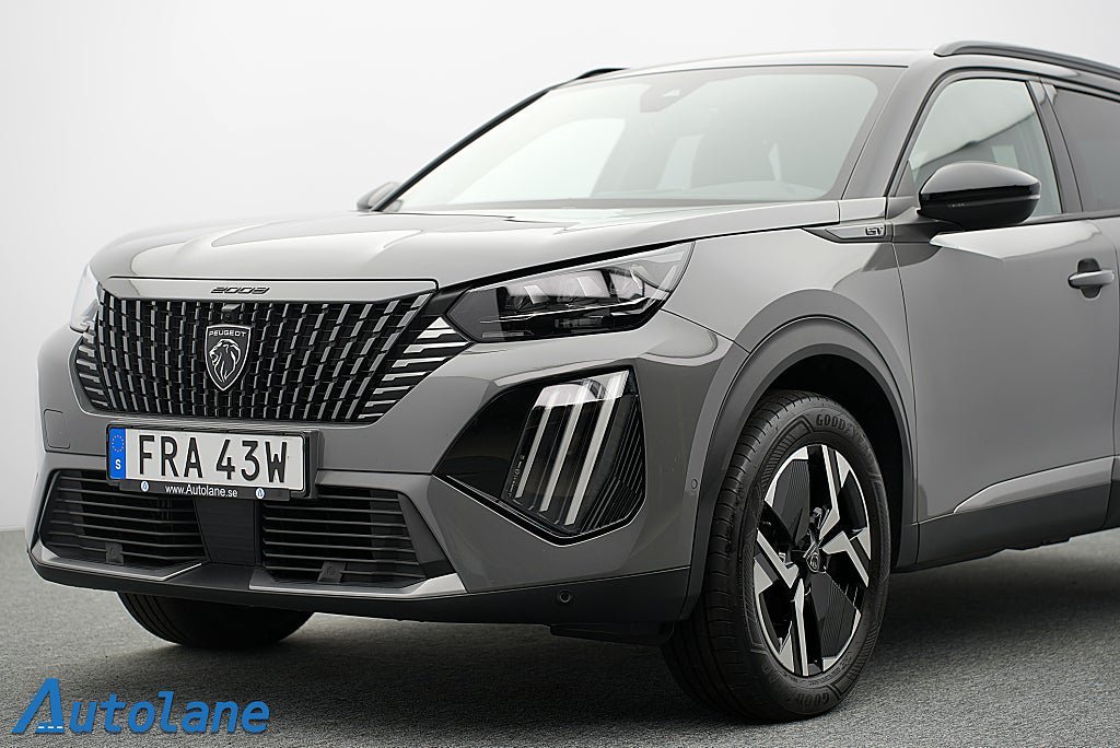 Vehicle Image 15
