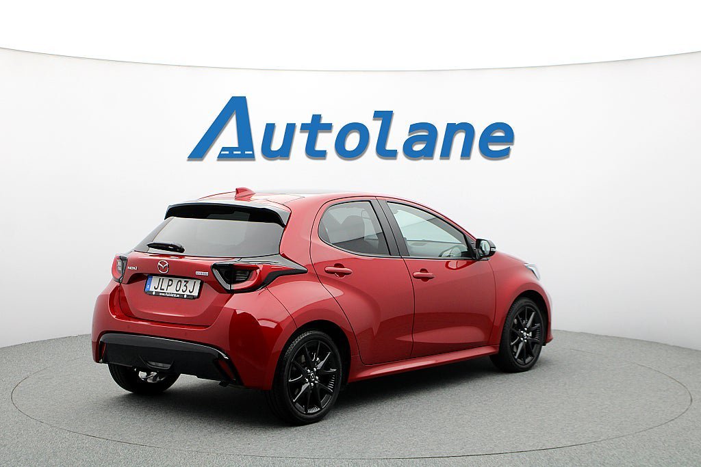 Vehicle Image 8
