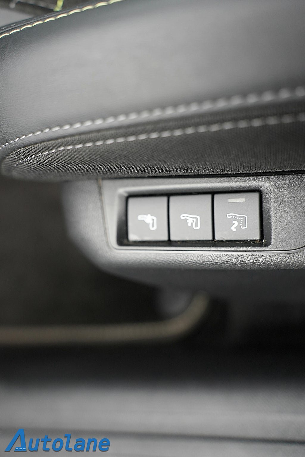 Vehicle Image 26