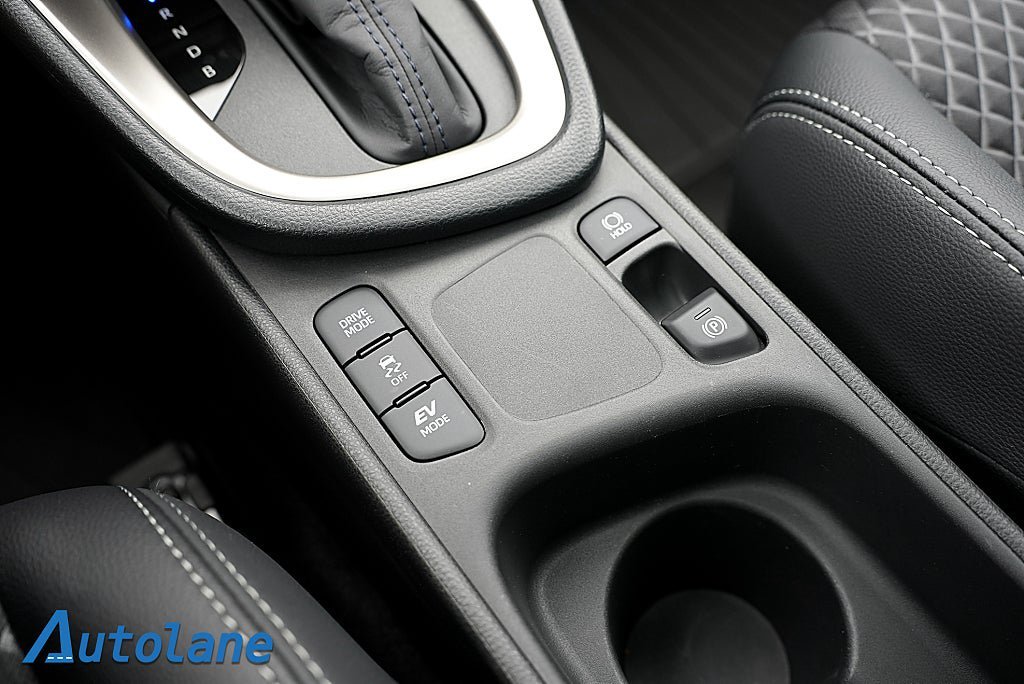 Vehicle Image 16
