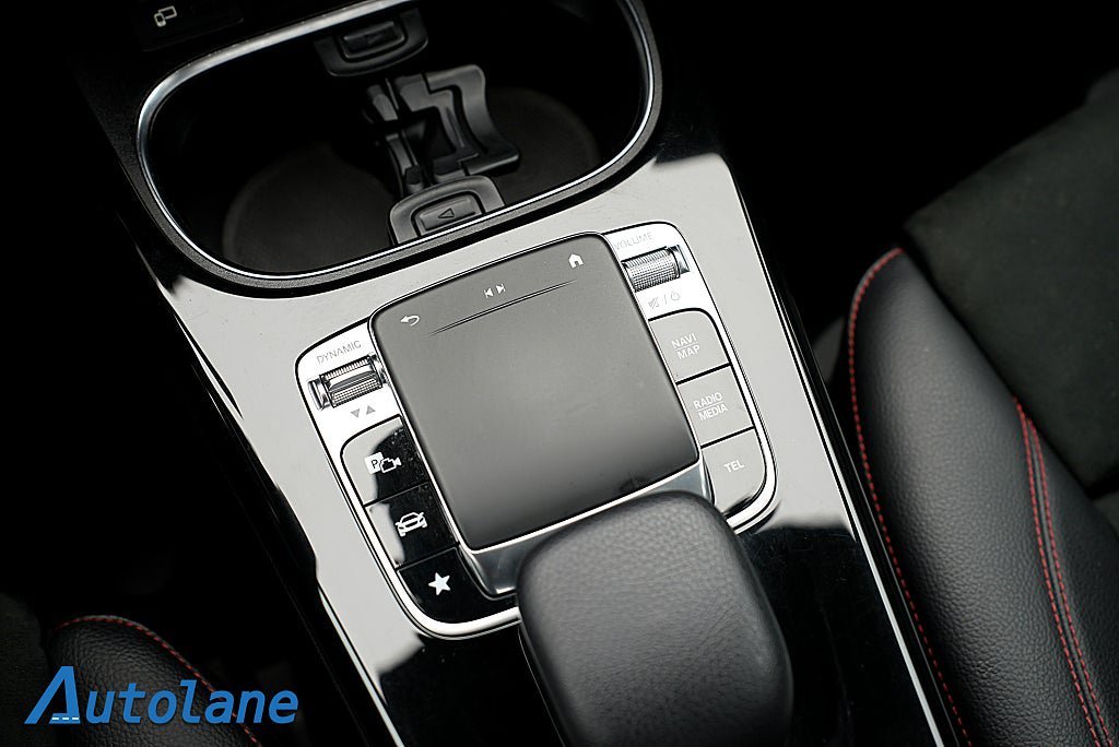 Vehicle Image 19