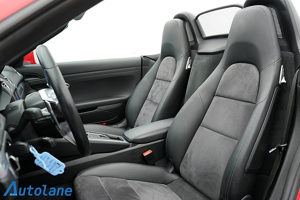 Vehicle Image 18