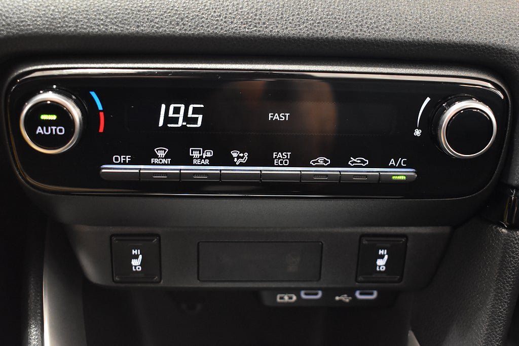 Vehicle Image 18