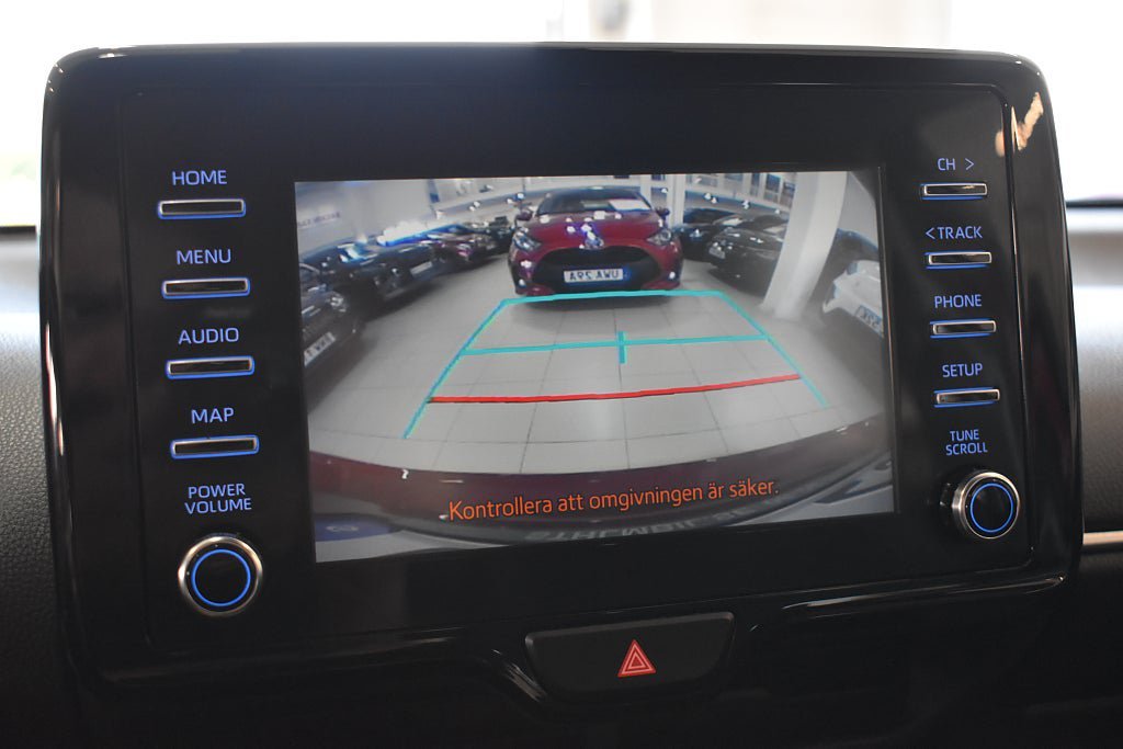 Vehicle Image 13
