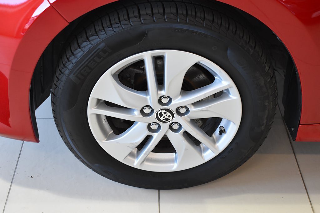 Vehicle Image 19