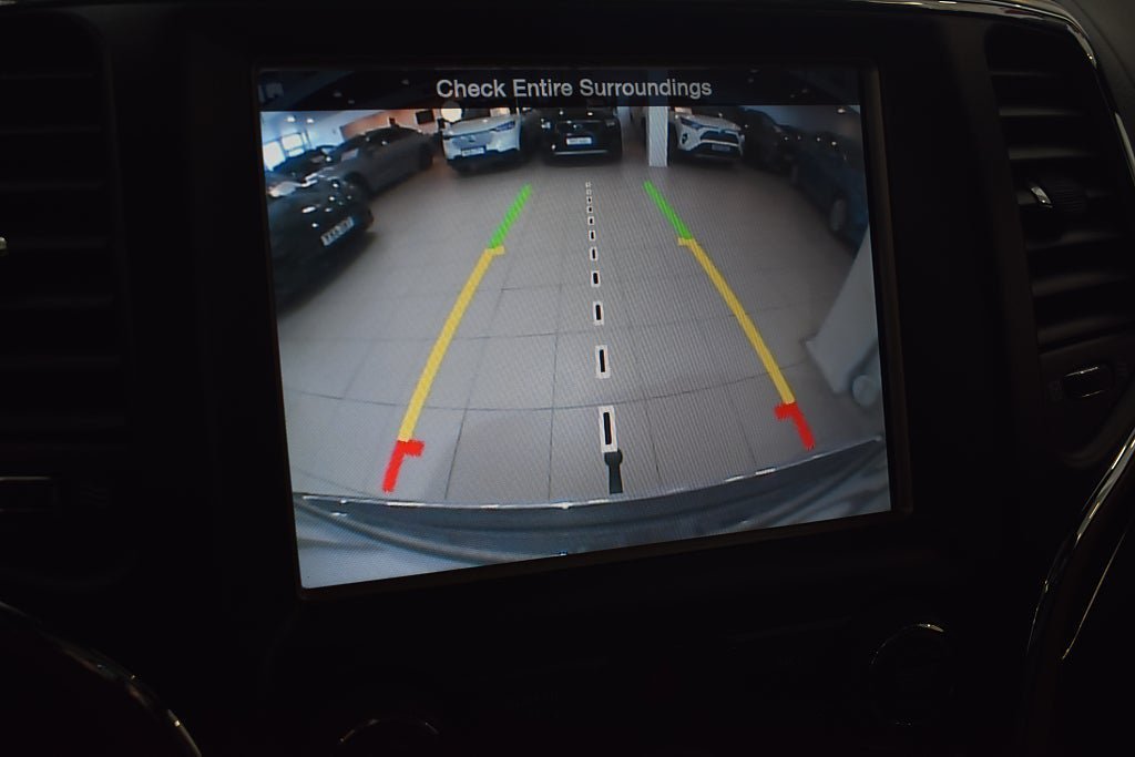 Vehicle Image 16