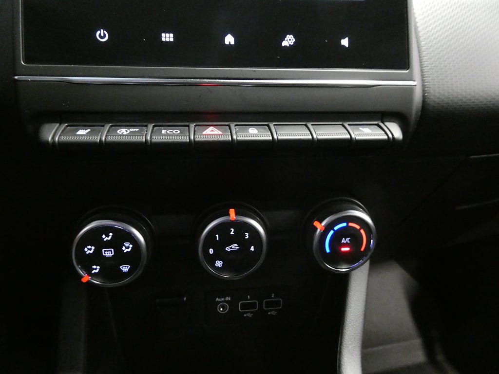 Vehicle Image 17