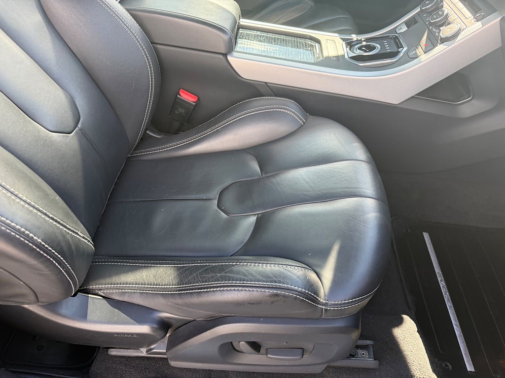 Vehicle Image 16